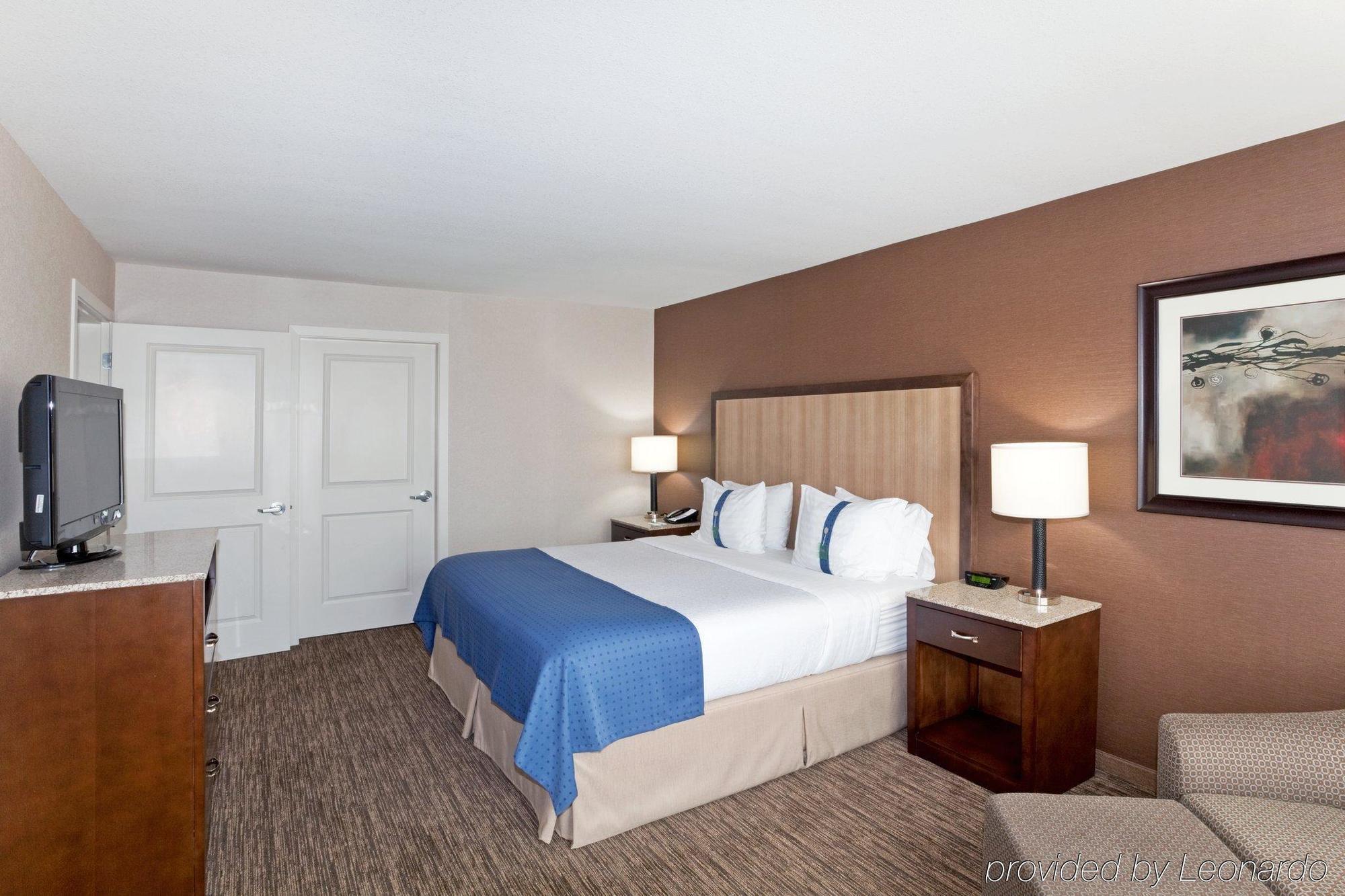 Holiday Inn Hotel & Suites Surrey East - Cloverdale By Ihg Ruang foto
